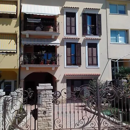 Apartment Luna *
